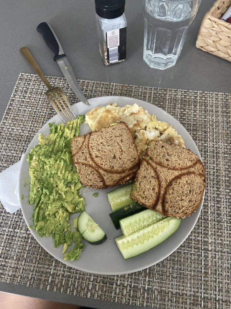 Sánduches con aguacate